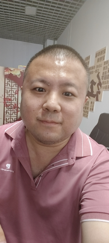 漫步星辰的第一张照片--大庆闪婚服务中心